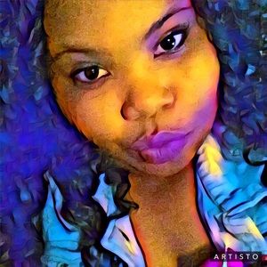 Meet your Posher, Victoria