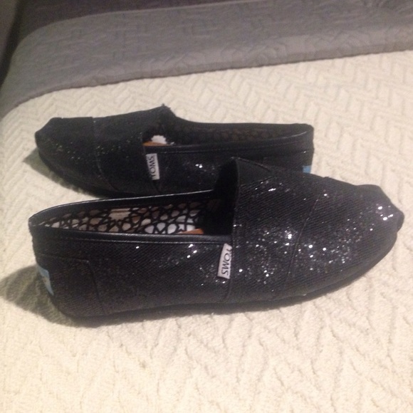 TOMS black glitter flat
