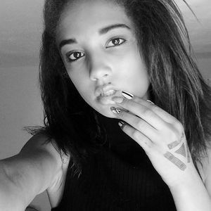 Meet your Posher, Gabrielle