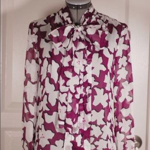 DVF purple floral tie neck silk shirt blouse, sz 2