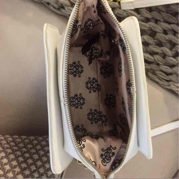 Jessica Simpson Handbag - Picture 4 of 4