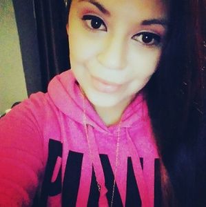 Meet your Posher, Alyssa