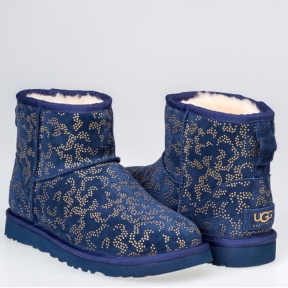 UGG Shoes - UGG authentic conifer metallic boots Sz 11 NEW