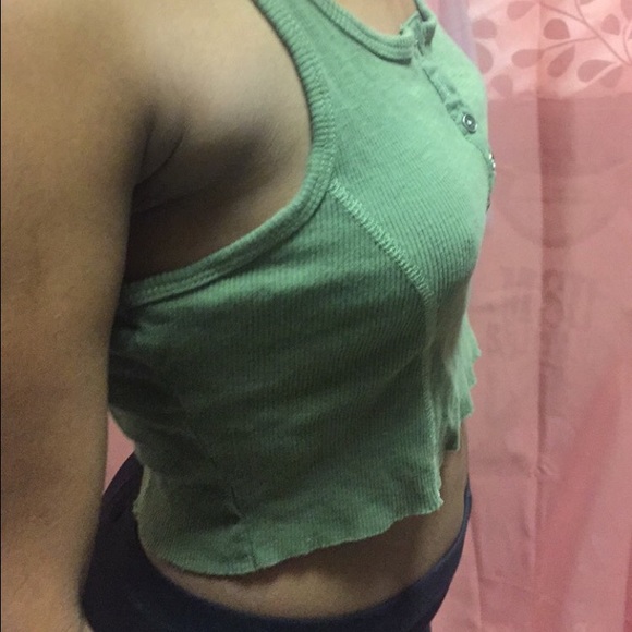 Crop Top - Picture 2 of 4