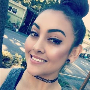 Meet your Posher, Mayra