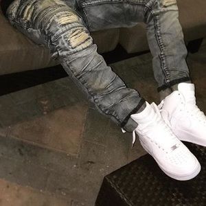 Meet your Posher, Jonathan