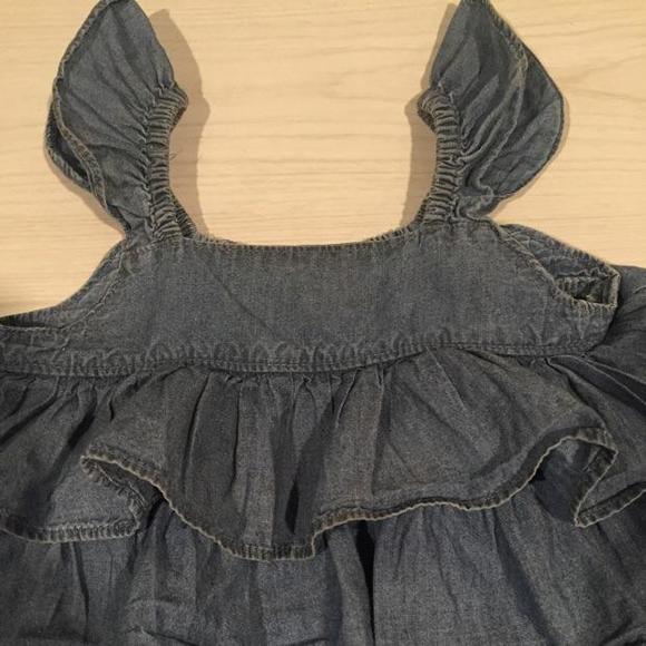 Adorable ruffled Baby Gap dress