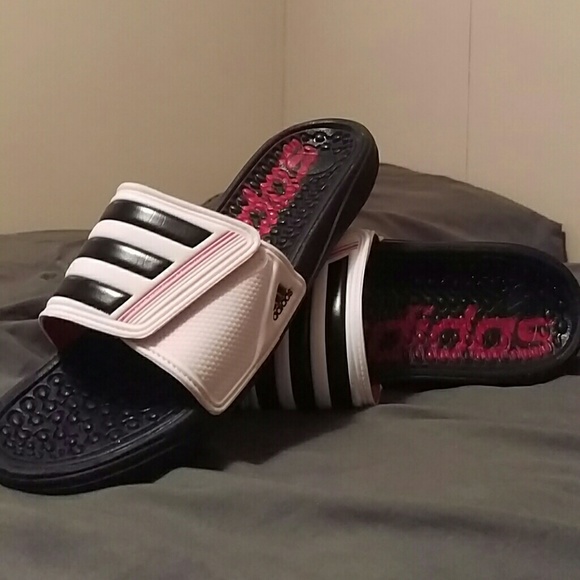 Adidas gel slide