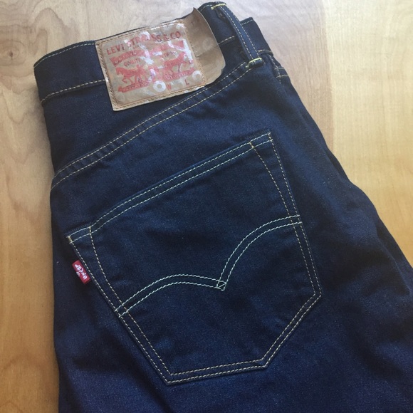 Will.i.am + Ekocycle + Levi's Jeans - Picture 7 of 8