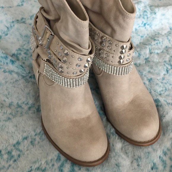 Not Rated ankle boots