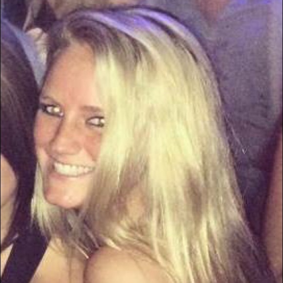 Meet your Posher, Dani - Picture 1 of 1