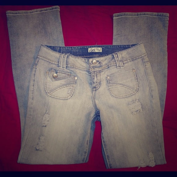 Lei "Ashley Lowrise Bootcut" Distressed Jeans - Picture 1 of 4