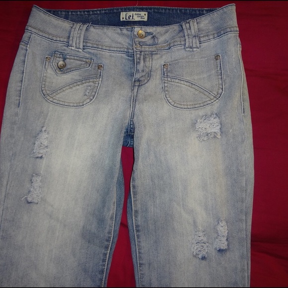 Lei "Ashley Lowrise Bootcut" Distressed Jeans - Picture 3 of 4