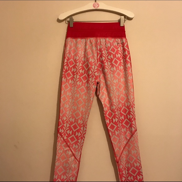 RARE nike pro leggings - Picture 2 of 4