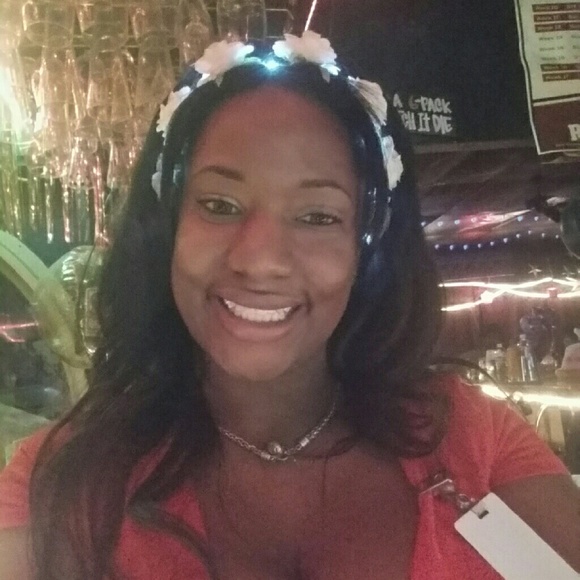 Meet your Posher, Asia - Picture 3 of 3