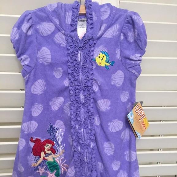 BNWT Disney swim cover up