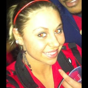 Meet your Posher, Kristin