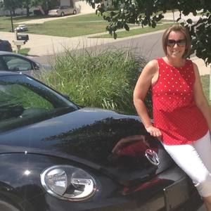 Meet your Posher, Debbie