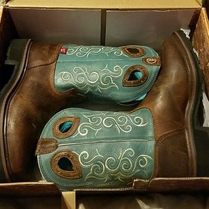 PRICE DROP Ladies Tony Lama cowgirl boot NIB
