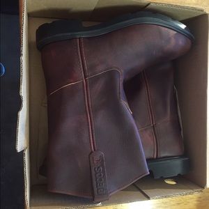 Red Wing boots. Pecos brown 01132-0