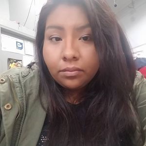 Meet your Posher, Ezzie