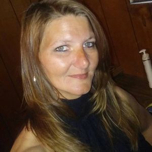 Meet your Posher, Laree