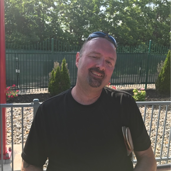 Meet your Posher, Lisa - Picture 3 of 8