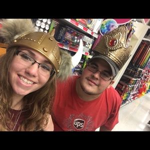 Meet your Posher, Brittni