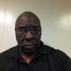 Meet your Posher, Kenneth