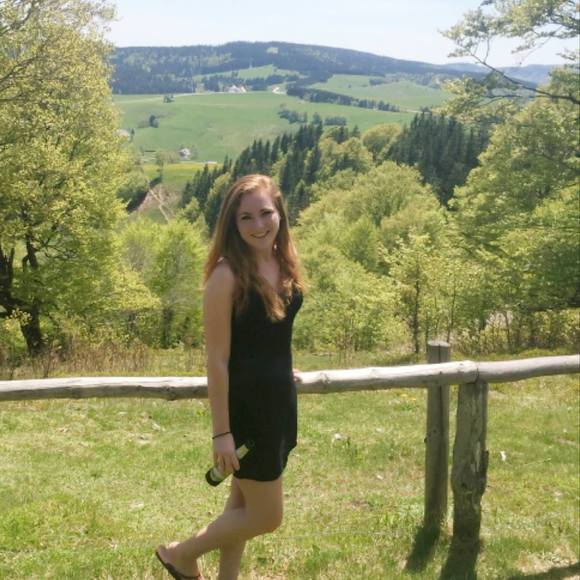 Meet your Posher, Katie