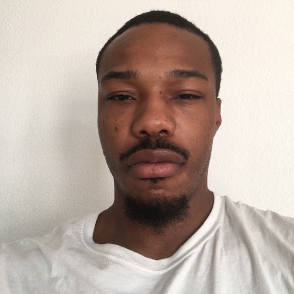 Meet your Posher, Derelle - Picture 1 of 1