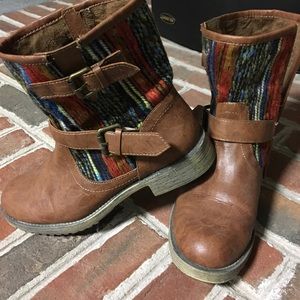 RuffHewn Chicory boot - Like New Condition