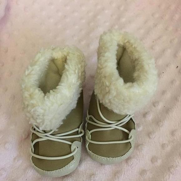 Soft sole winter boots - Picture 2 of 3