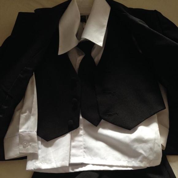 Toddler suit - Picture 2 of 2