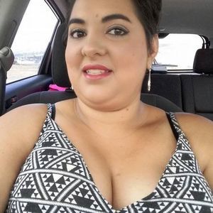 Meet your Posher, Roxanne