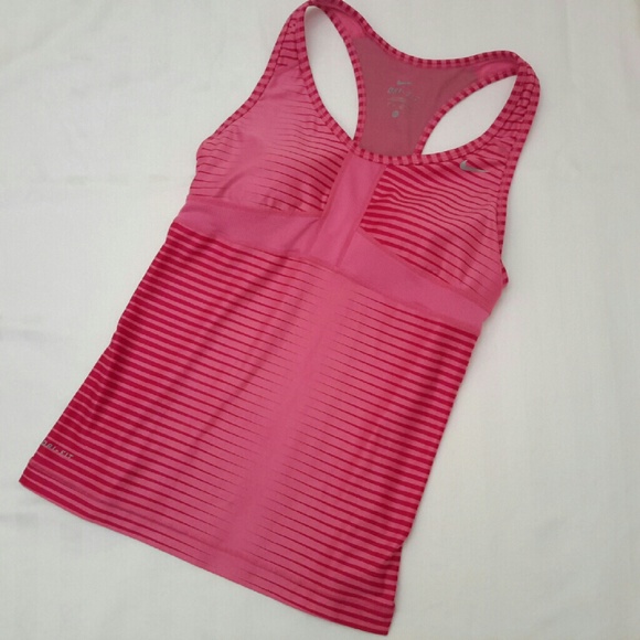 Nike Yoga/Runners Tank