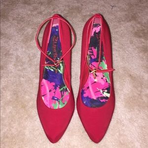 🚨CLOSET CLEARANCE!!! 🚨🔥🔥Red Hot Stiletto🔥🔥
