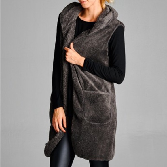 Faux Fur Hooded Long Vest Black ⚡️LAST ONE⚡️ - Picture 2 of 3