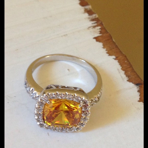 Square Cushion Ring - image 3