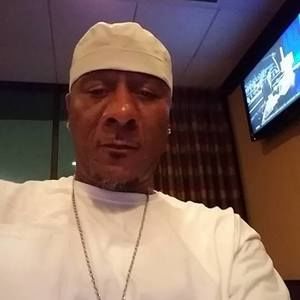 Meet your Posher, Gregory