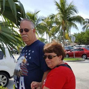 Meet your Posher, Ella