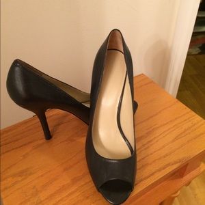Nine West Navy Blue Peep Toe