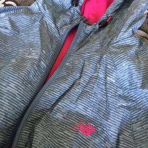 NEW BALANCE WINDBREAKER!!!! MUST GO!!!