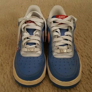 Womens/Kids Sneakers