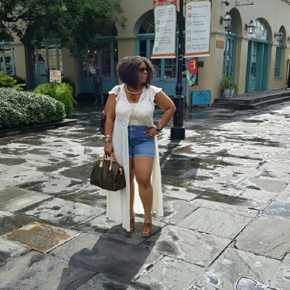 Meet Posher/Out of My Kloset Boutique Owner - Picture 4 of 8