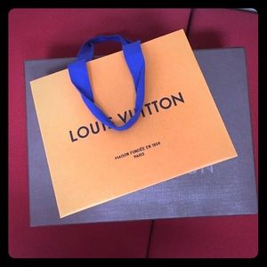 *NEW* Small Louis Vuitton gift bag