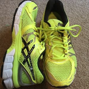 Women's Asics gel nimbus 16 lite