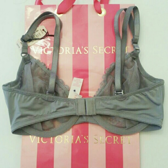 NWT Victorias Secret lace unlined demi - Picture 2 of 3