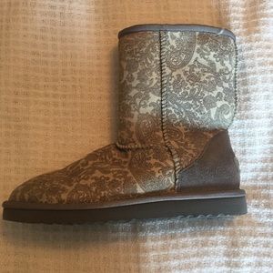 UGG boot, size 7