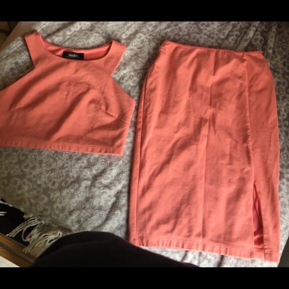 Medium 2 piece coral dress
